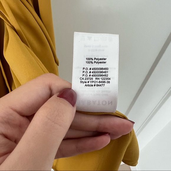 Babaton Aritzia Wallace Wrap Dress. - Picture 8 of 8